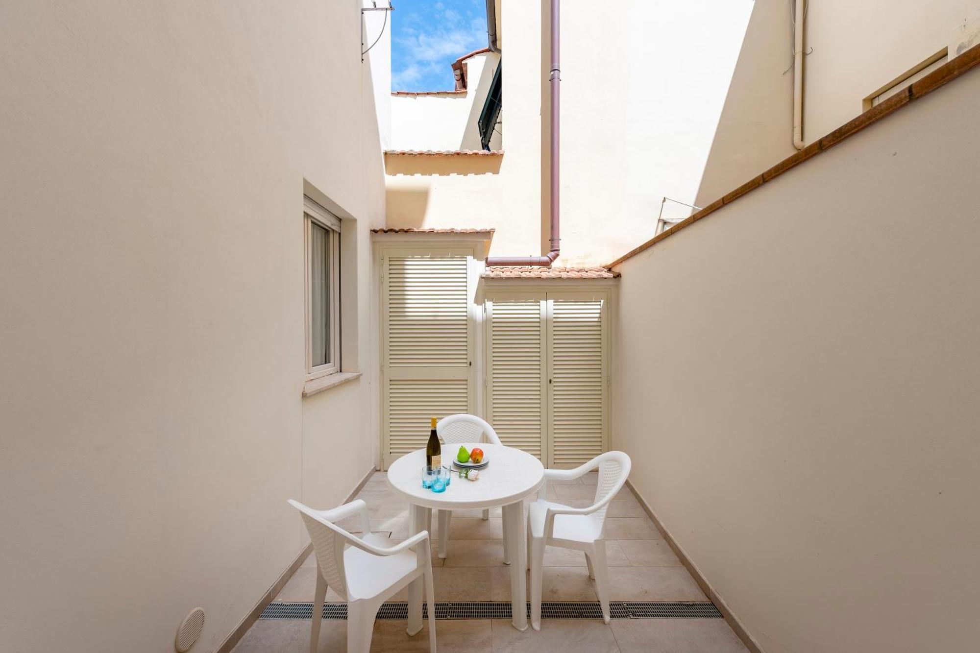 Suite Ondina Viareggio Apartments Экстерьер фото