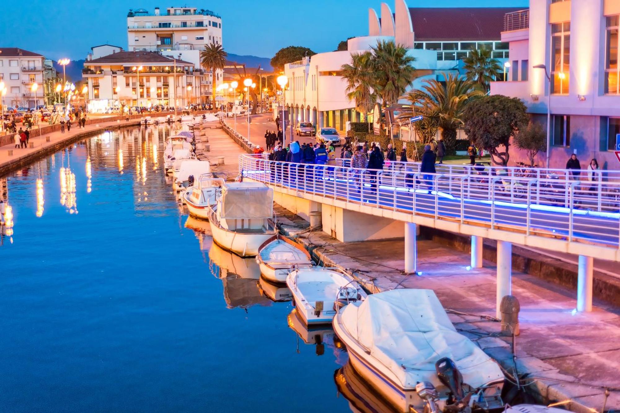 Suite Ondina Viareggio Apartments - Happy Rentals Экстерьер фото